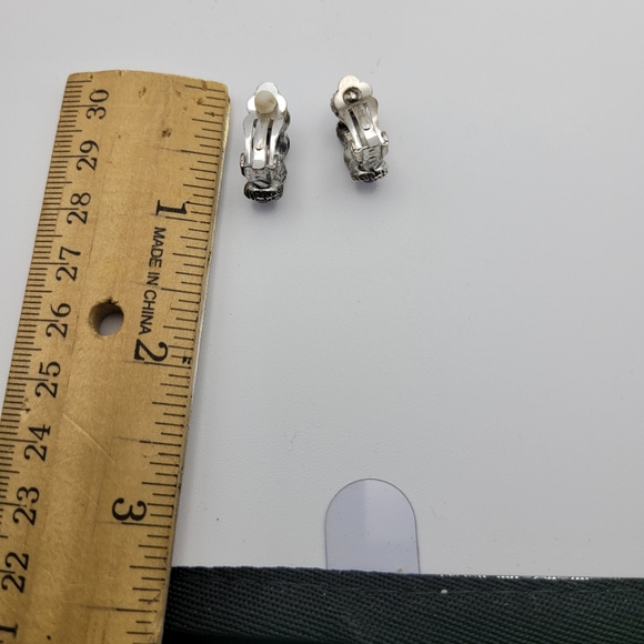 Vintage Deep Purple and Silver Tone Half Hook Clip On Earrings - Picture 4 of 8